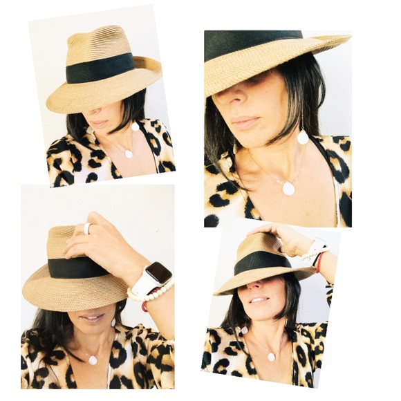 Meet your Posher, Divine Pearls - Picture 1 of 1